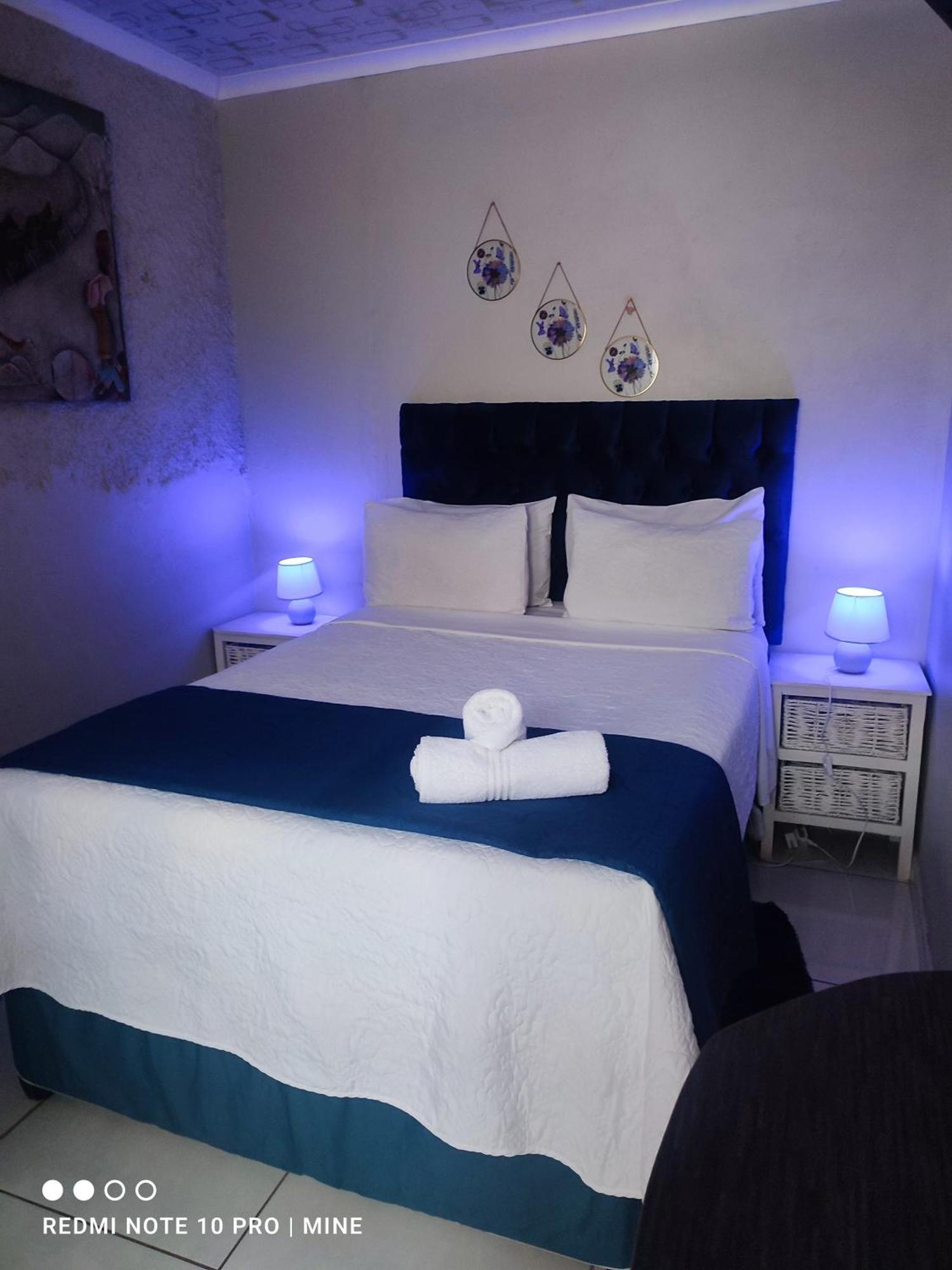 ספרינגס The Croc Guest House מראה חיצוני תמונה